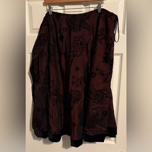 116- NWT Lane Bryant maroon and black velvet skirt